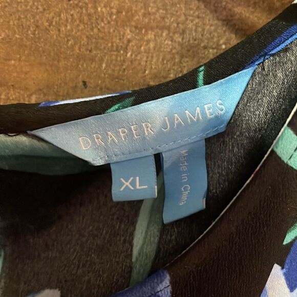 Draper James Smocked Sleeve Floral Top - Picture 4 of 9